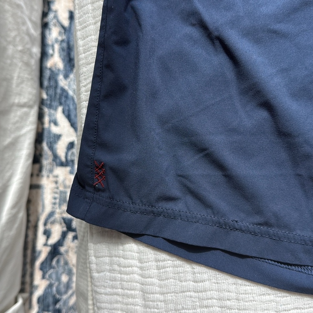 Rhone mako 9” navy athletic shorts size L, NWOT - Picture 2 of 6